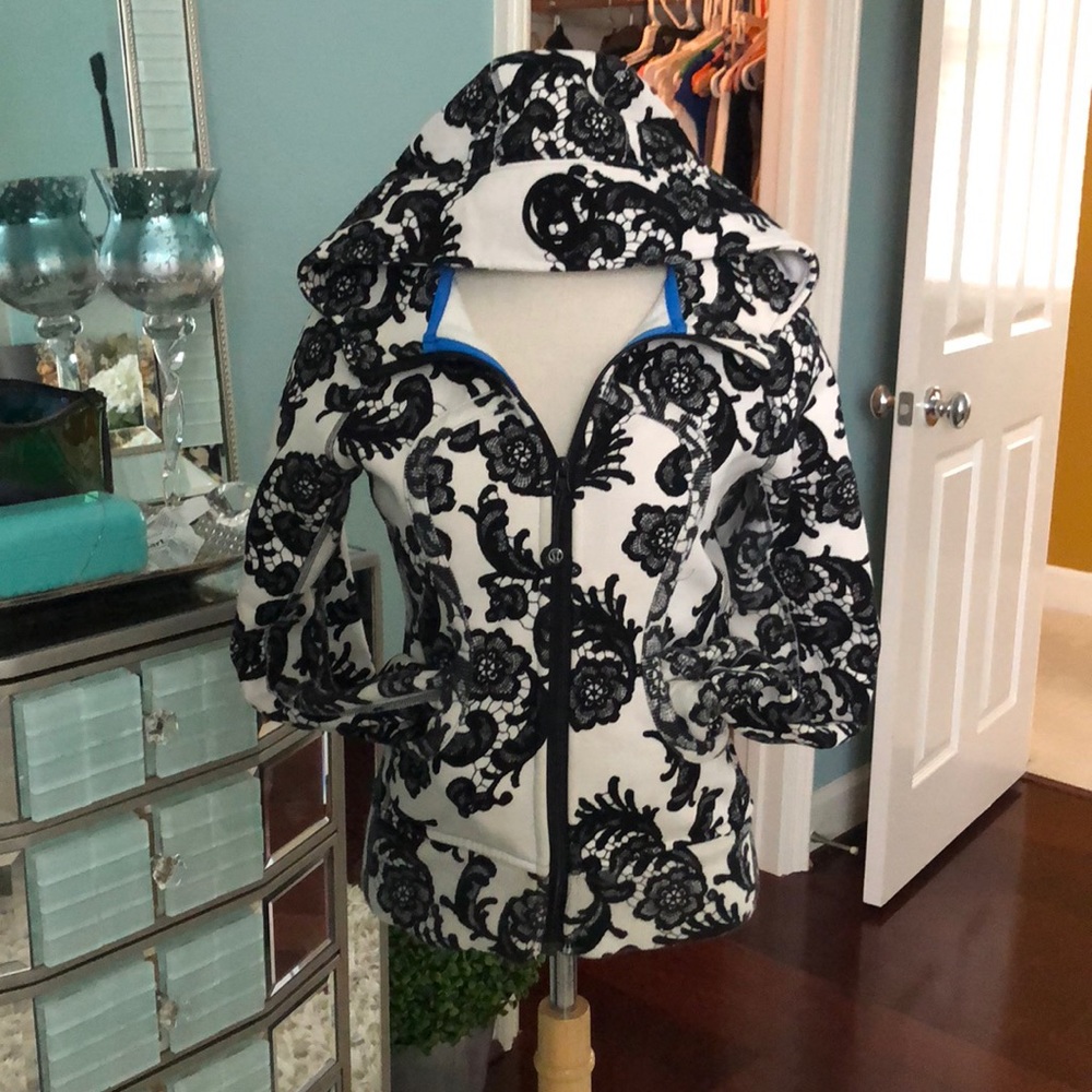 LULU SCUBA JACKET